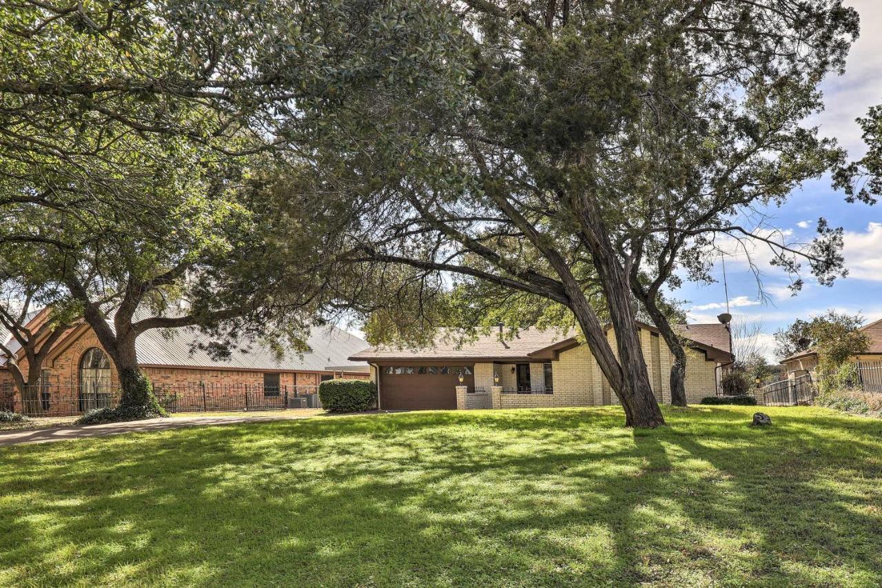 Granbury Getaway With Lake Views 2 Mi To Downtown! Εξωτερικό φωτογραφία